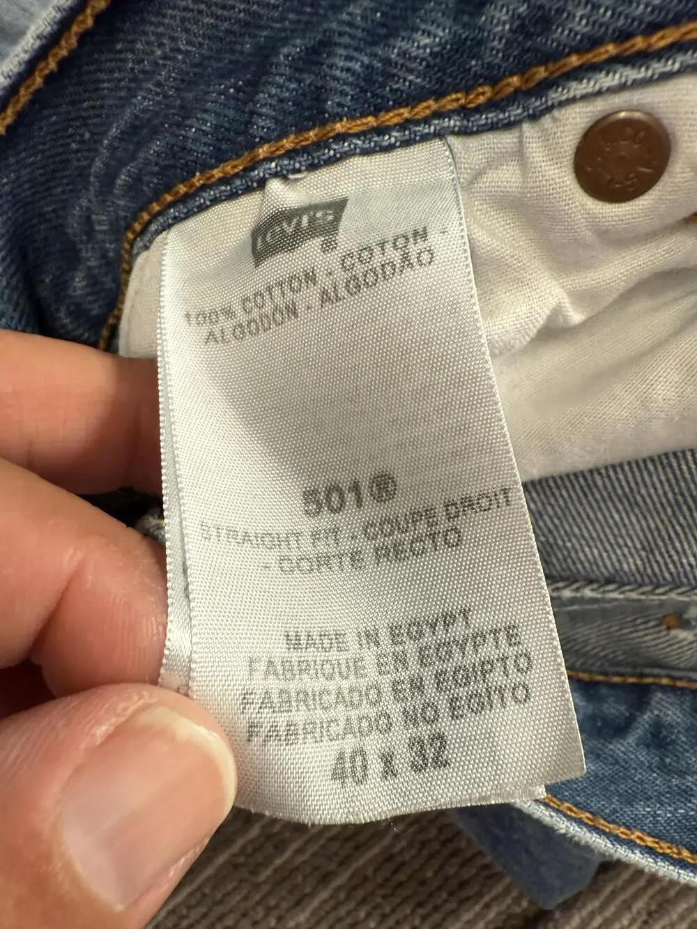 Levis 501 Jeans Mens 40x32 Blue Straight Leg Button Fly Classic Denim Pants